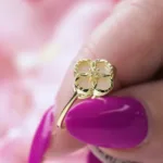 Golden Clover Bloom White Sapphire S/ Silver Ring ΚΩΔ 2511 OlgaKosmima - Image 5