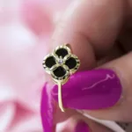 Golden Clover Bloom Black Sapphire S/ Silver Ring ΚΩΔ 2700 OlgaKosmima - Image 3